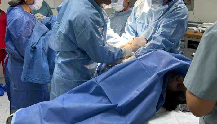 Parto Cesarea Dr. Gerardo